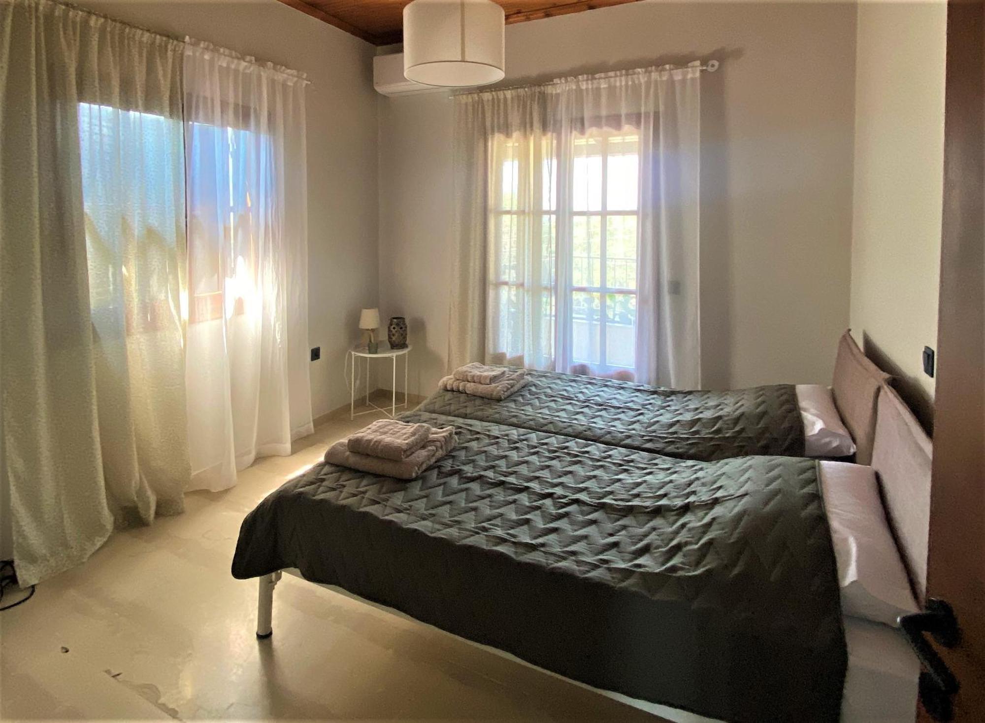 Alexandra'S Boutique House Villa Kato Garouna Exteriör bild